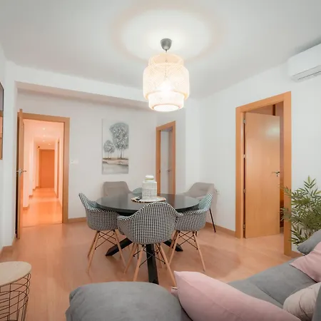 Апартаменты Ibericabeds Figares *